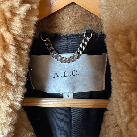 NWOT ALC faux fur shrug - S - Picture 2 of 3